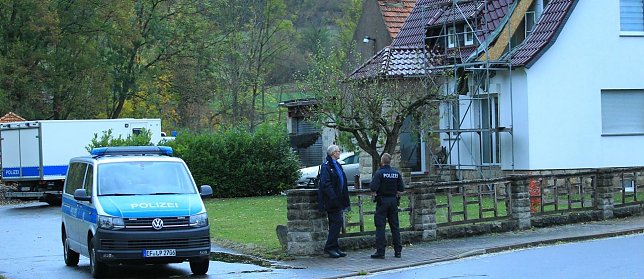 Bild: Gro&szlig;einsatz der Polizei