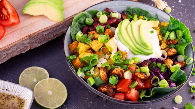 Bild: Kartoffel-Lachs-Power-Bowl