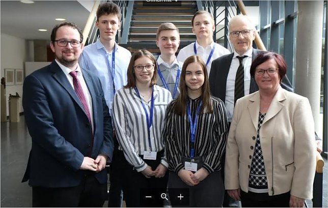 Bild: Zu Besuch im Landtag