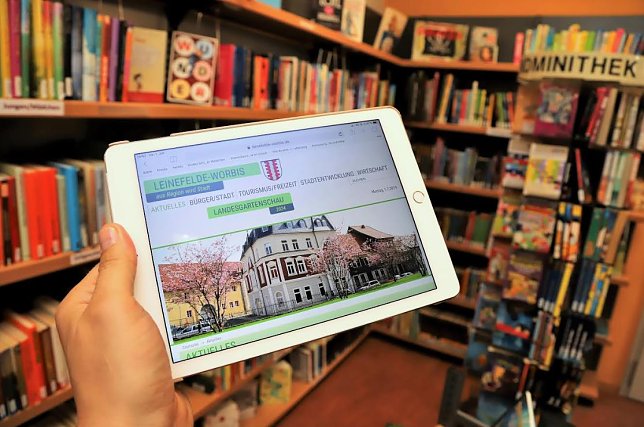 Bild: kostenfreies Wlan in der Bibliothek