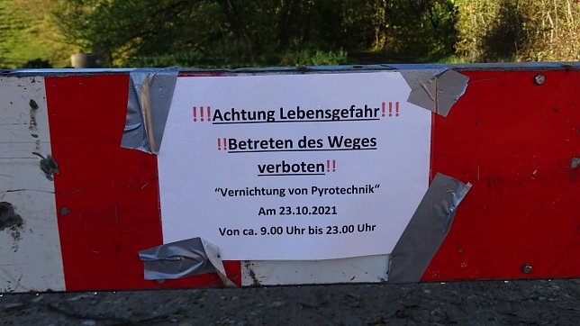 Bild: Warnhinweis