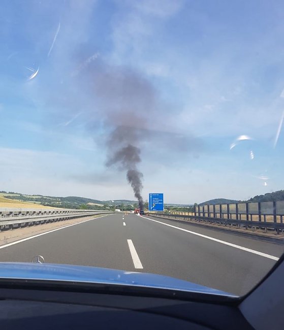 Bild: PKW Brand auf A 38