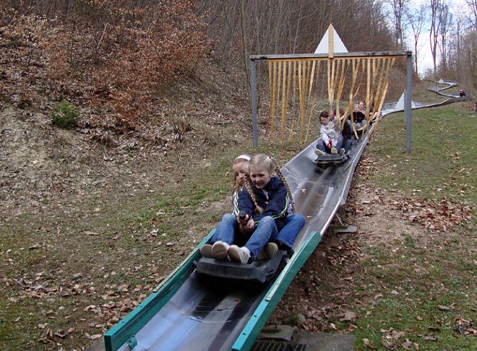 Englisch-Camp Ferienpark Feuerkuppe (Foto: Ferienpark Feuerkuppe) Englisch-Camp Ferienpark Feuerkuppe (Foto: Ferienpark Feuerkuppe)