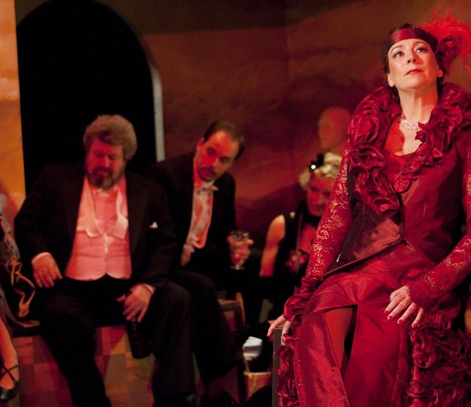 Die Gräfin gibt sich die Ehre (Foto: R. Obst) Die Gräfin gibt sich die Ehre (Foto: R. Obst)