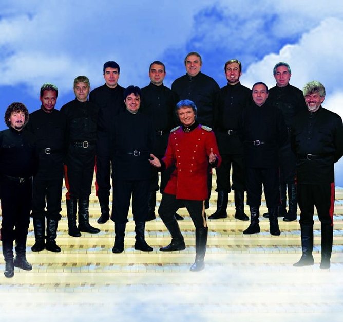 Orlof und Chor (Foto: Agentur) Orlof und Chor (Foto: Agentur)
