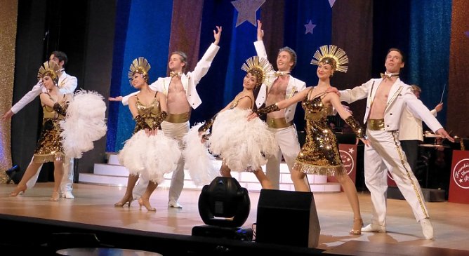 Ein Kessel Gestreiftes (Foto: Theater Nordhausen) Ein Kessel Gestreiftes (Foto: Theater Nordhausen)