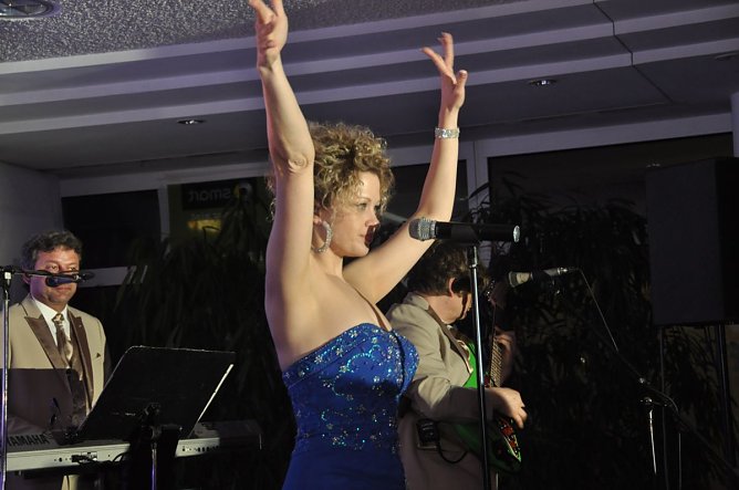 Gefeiert (Foto: S. Gämkow) Gefeiert (Foto: S. Gämkow)