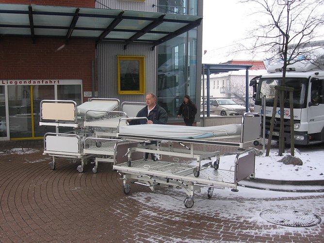 Betten f&uuml;r Litauen (Foto: Herbert Hahn)