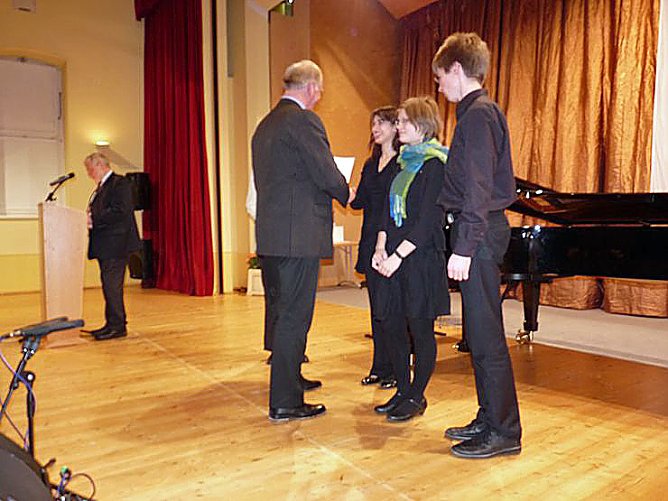 Preise wurden in Sondershausen überreicht (Foto: Karl-Heinz Herrmann) Preise wurden in Sondershausen überreicht (Foto: Karl-Heinz Herrmann)