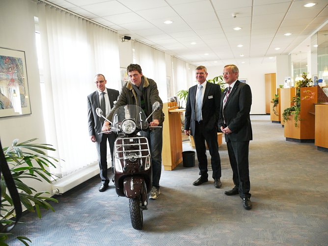 VR-Gewinnsparen, Preis&uuml;bergabe (Foto: Ilka K&uuml;hn)