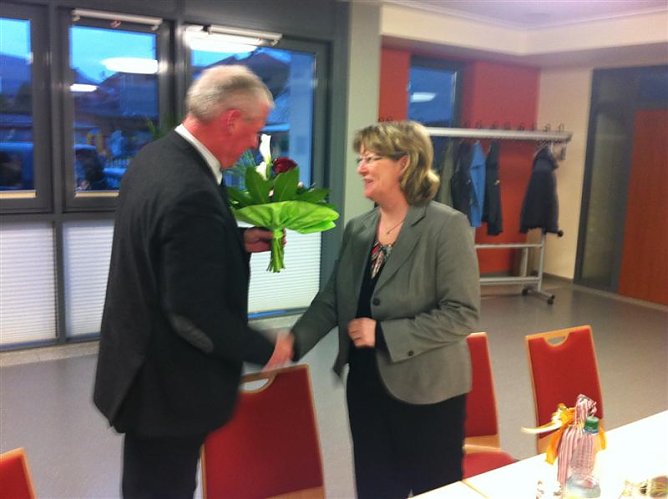 Versammlung in Uder (Foto: Gerhard Martin)