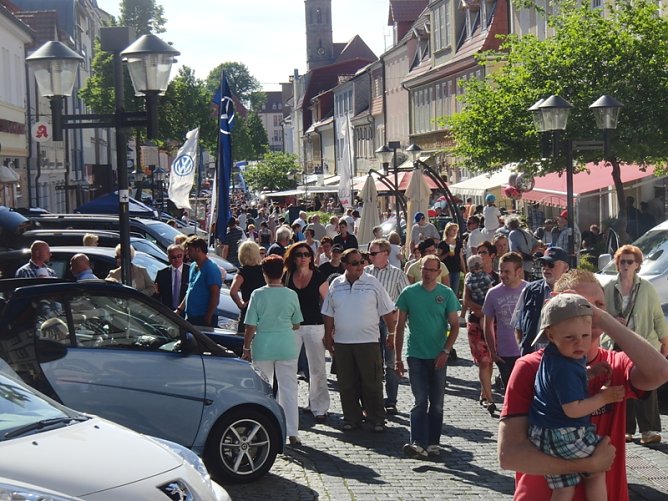 Autofr&uuml;hling (Foto: Ilka K&uuml;hn)