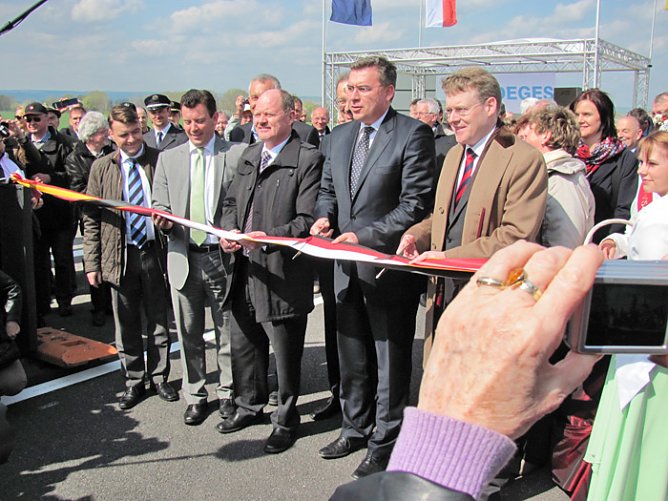 Verkehrsfreigabe A 71 perfekt (Foto: Bernd M&uuml;ller)