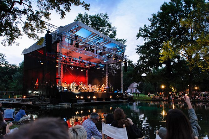 Der Sommer in den Th&uuml;ringer St&auml;dten (Foto: Verein St&auml;dtetourismus)