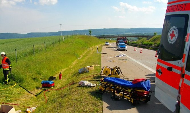 Unfall auf der A 38 (Foto: API)