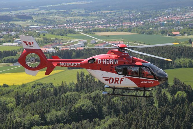EC 135 im Einsatz (Foto: DRF) EC 135 im Einsatz (Foto: DRF)