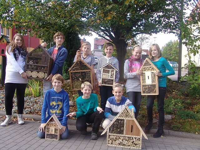Waldprojekt Insektenhotels (Foto: M. Weber)