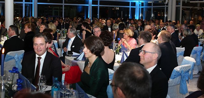 18. Ärzte- und Apothekerball in Nordhausen (Foto: St. Dornhofer) 18. Ärzte- und Apothekerball in Nordhausen (Foto: St. Dornhofer)