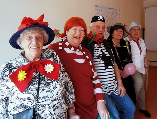 Seniorensportler beim Karneval (Foto: Ebert) Seniorensportler beim Karneval (Foto: Ebert)
