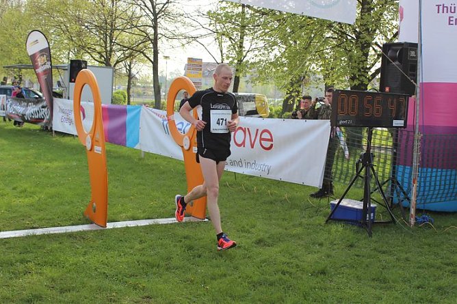 Impressionen vom Kyffhäuserberglauf 2014 (1) (Foto: Karl-Heinz Herrmann) Impressionen vom Kyffhäuserberglauf 2014 (1) (Foto: Karl-Heinz Herrmann)