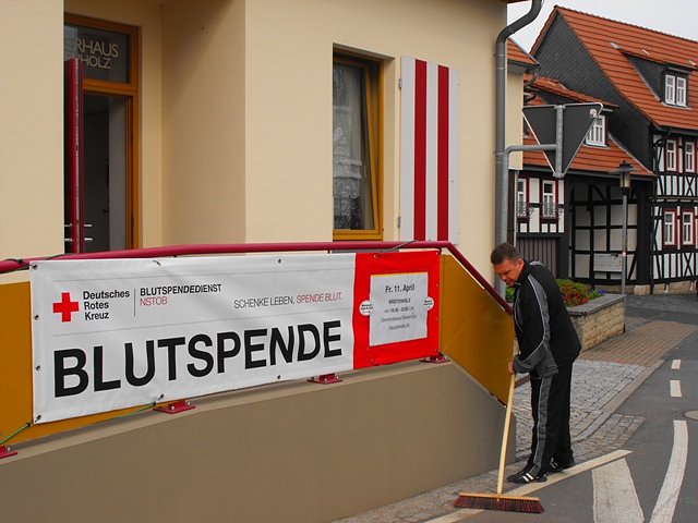 Aufr&auml;umen in Breitenholz (Foto: Hackethal)