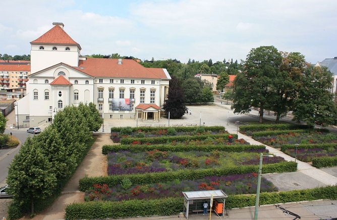 Blick auf das Nordhäuser Theater (Foto: P. Grabe|Stadtverwaltung Nordhausen) Blick auf das Nordhäuser Theater (Foto: P. Grabe|Stadtverwaltung Nordhausen)