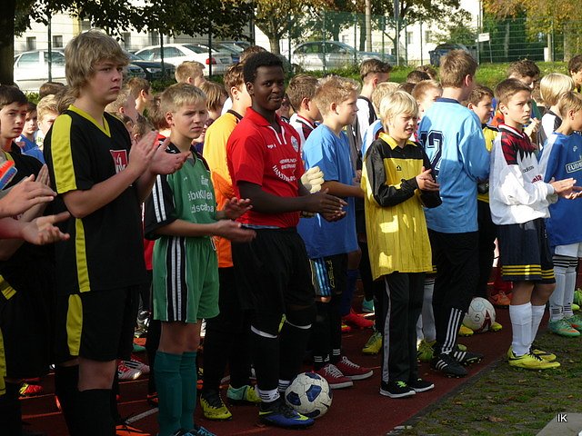 Er&ouml;ffnung Schulmeisterschaft (Foto: Ilka K&uuml;hn)