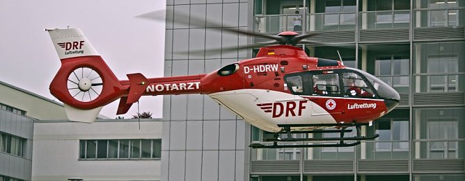 "Christoph 37" am S&uuml;dharz Klinikum Nordhausen (Foto: Michael Caspari)