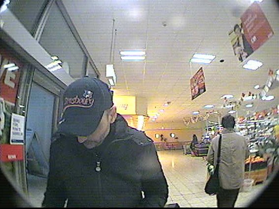 Fahndungsfoto (Foto: Polizei)