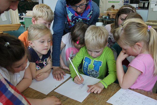 Kinder bei der Lebenshilfe (Foto: Gisela Reinhardt) Kinder bei der Lebenshilfe (Foto: Gisela Reinhardt)