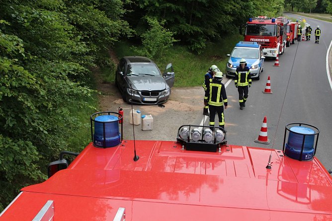 Unfall bei Geisleden (Foto: Feuerwehr Heiligenstadt)