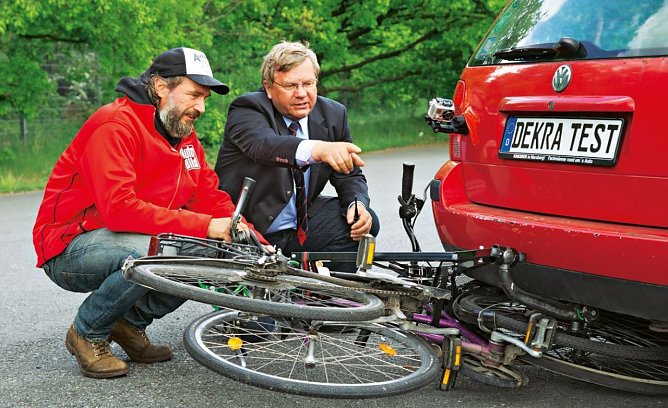Fahrradtr&auml;ger gestestet (Foto: AutoBild)
