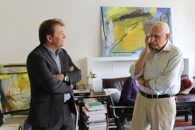 Die besondere Plakataktion (Foto: Karl-Heinz Herrmann)