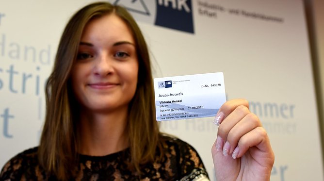 Ausweise verschickt (Foto: IHK Erfurt)