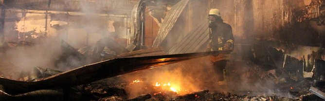 Feuer am Neun Brunnen (Foto: Feuerwehr Heiligenstadt)