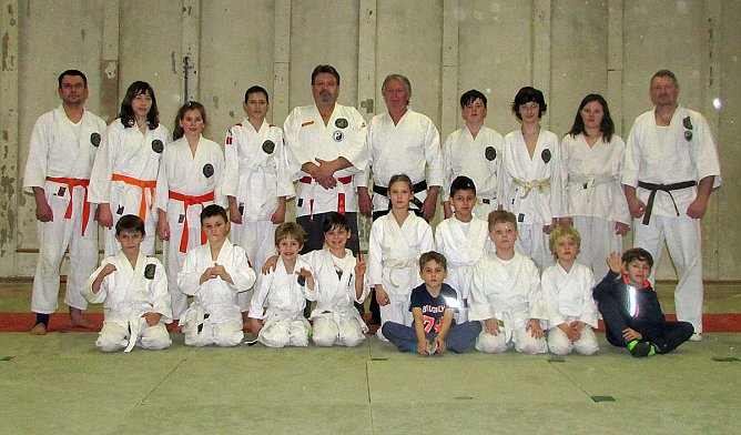 Hochkarätiger Kampfkunstlehrgang in Artern (Foto: W. Bank) Hochkarätiger Kampfkunstlehrgang in Artern (Foto: W. Bank)