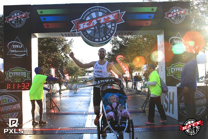 Halbmarathon mit Kinderwagen (Foto: Guinness World Records)