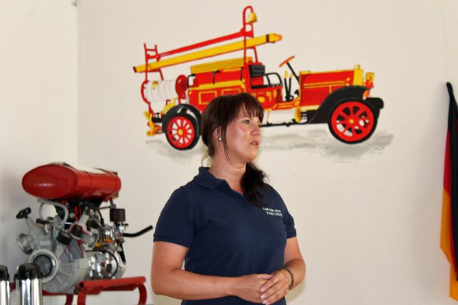 Leitbild für Freiwillige Feuerwehren (Foto: Karl-Heinz Herrmann) Leitbild für Freiwillige Feuerwehren (Foto: Karl-Heinz Herrmann)