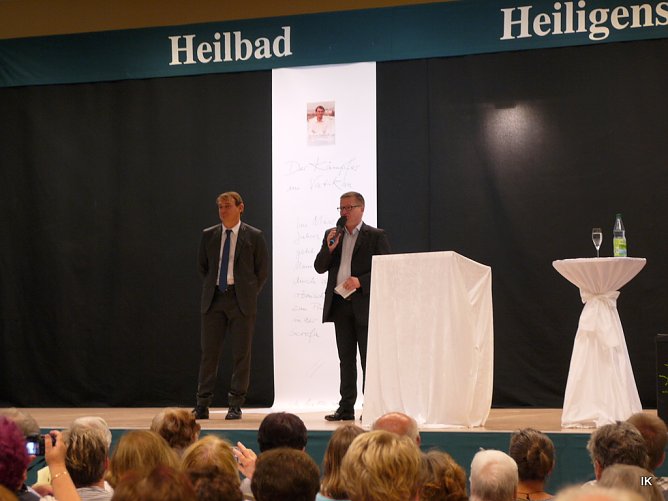 Begr&uuml;&szlig;ung durch Thomas Spielmann (Foto: Ilka K&uuml;hn)