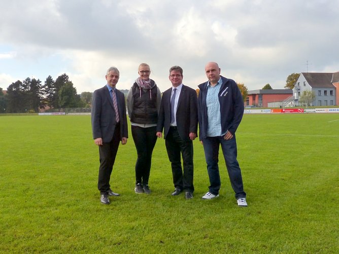 Vorstand mit Kiara (Foto: Privat)