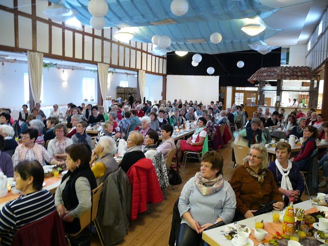 Frauenfrühstück in leinefelde (Foto: Ilka Kühn) Frauenfrühstück in leinefelde (Foto: Ilka Kühn)
