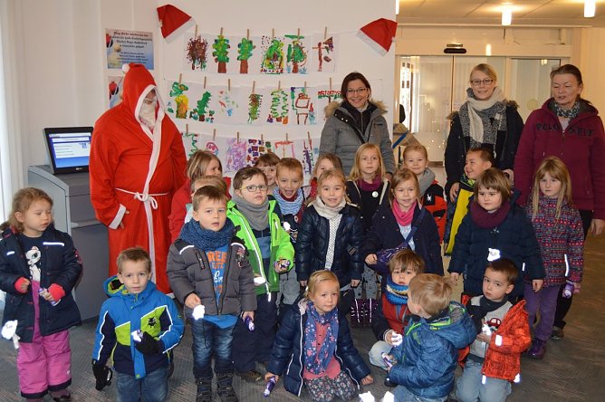 Kinder vom kath. Kindergarten Leinefelde (Foto: Volksbank)