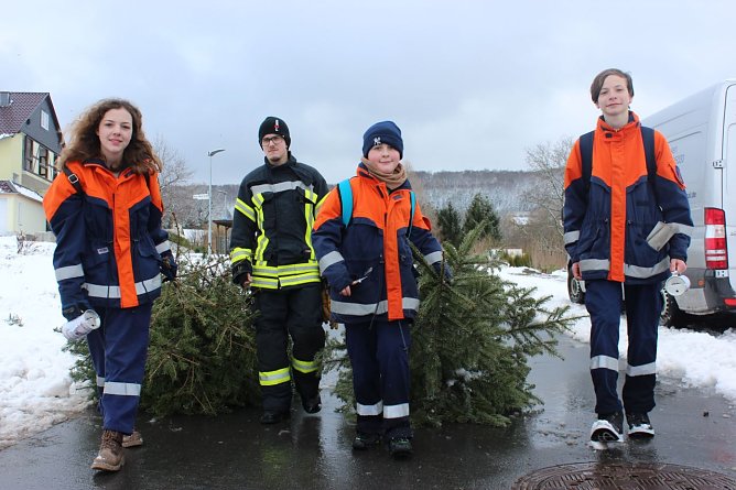 Weihnachtsbaumaktion (Foto: Lurch)