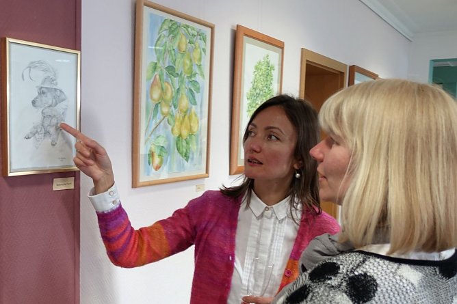 Natascha Schotte (li) mit Gast (Foto: Jana Bauer) Natascha Schotte (li) mit Gast (Foto: Jana Bauer)