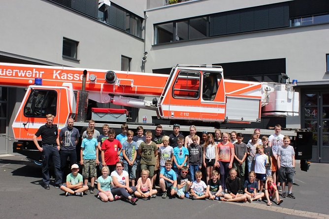 Gruppenbild (Foto: Feuwerwehr Heilibad Heiligenstadt) Gruppenbild (Foto: Feuwerwehr Heilibad Heiligenstadt)
