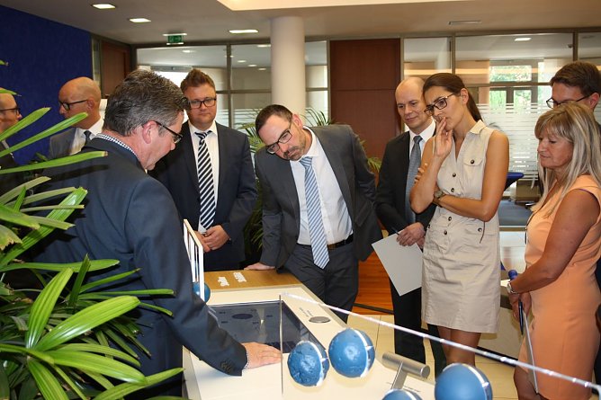 Ausstellung Volksbank Mitte (Foto: Volksbank Mitte) Ausstellung Volksbank Mitte (Foto: Volksbank Mitte)