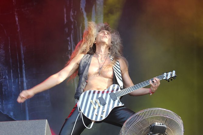 Mono Inc (Foto: St. und M. Peter) Mono Inc (Foto: St. und M. Peter)