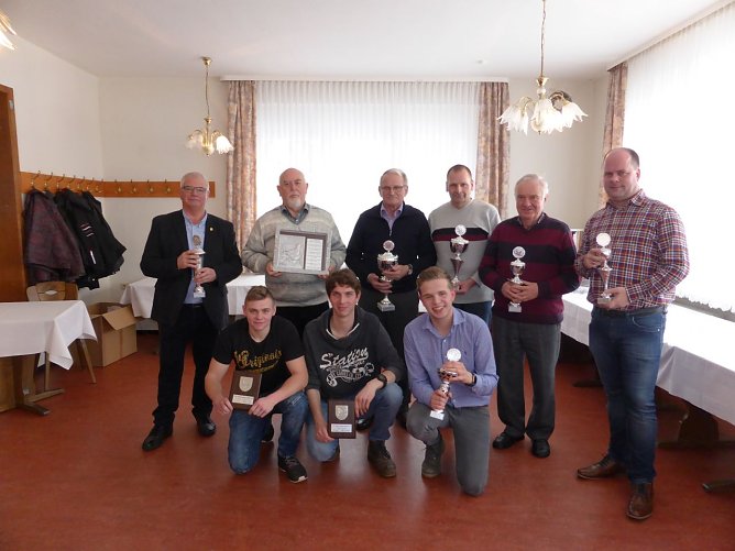 Sieger im Flugjahr 2017 (Foto: Privat) Sieger im Flugjahr 2017 (Foto: Privat)