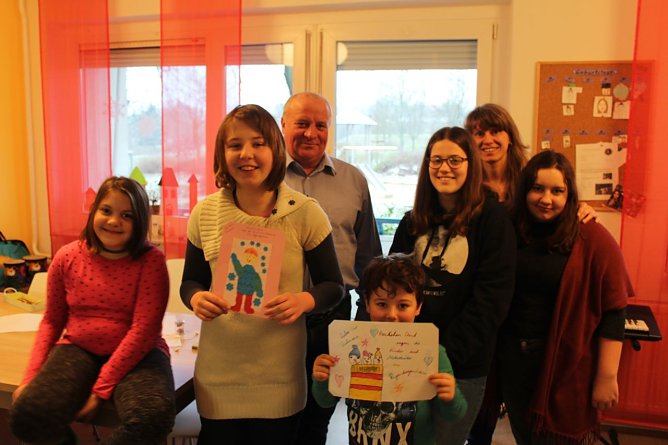 Spenden&uuml;bergabe (Foto: Privat)