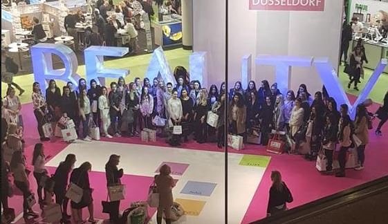 Kosmetikmesse (Foto: Internationales Bildungs- und Sozialwerk )